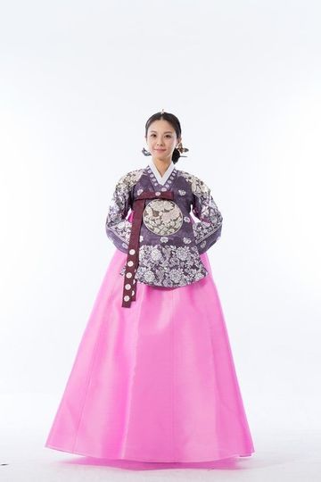 Explore Traditional & Ceremonial Clothing Ideas